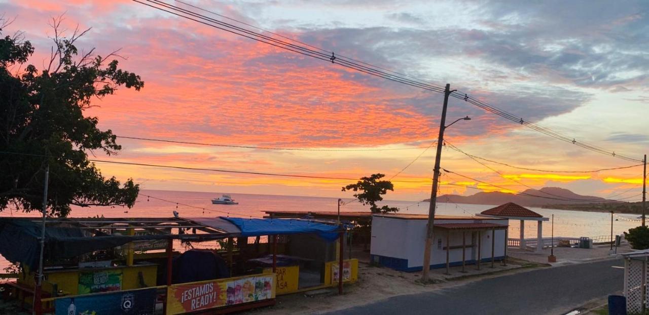 Puertas Bed & Breakfast Vieques Ngoại thất bức ảnh